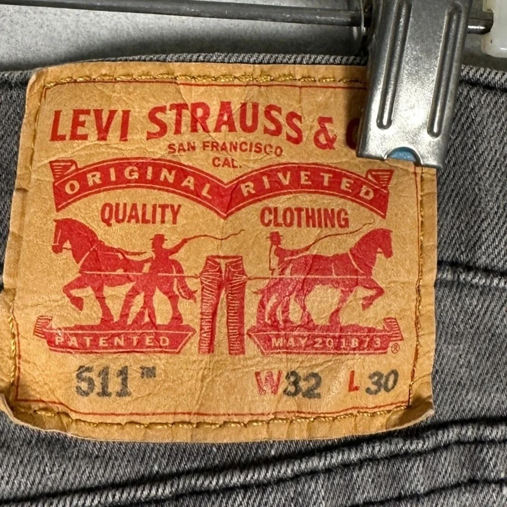 Levis 511 Jeans Mens 32X30 Grey Slim Fit Tapered Leg Stretch Red Tab Denim Pants